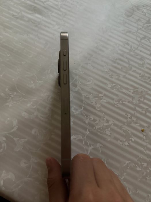 Продам Айфон 15про идеал состояние