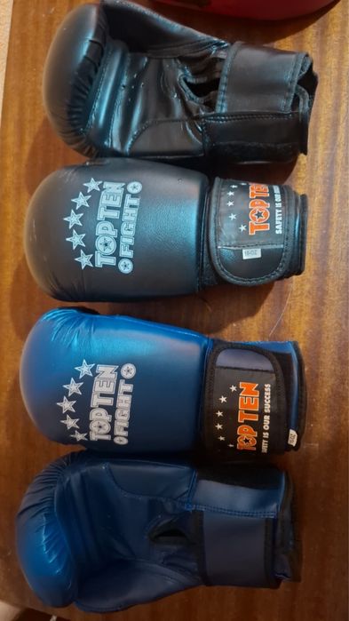 Продам боксерские перчатки 2 пары лапы