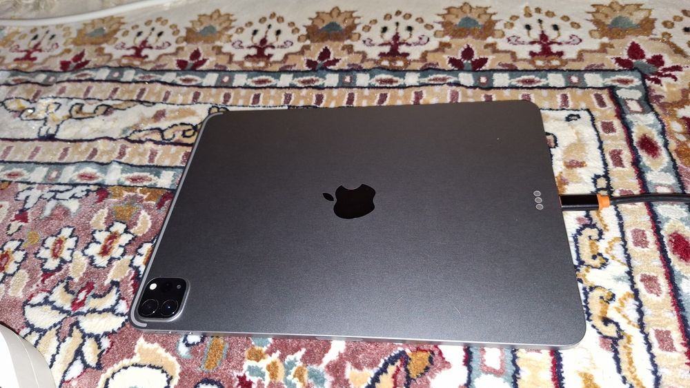iPad PRO 2022 M2. (4-поколении)