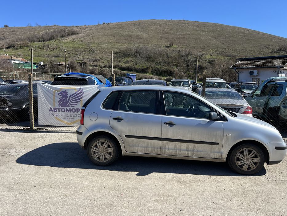Vw polo 1.2 бензин 2004 година