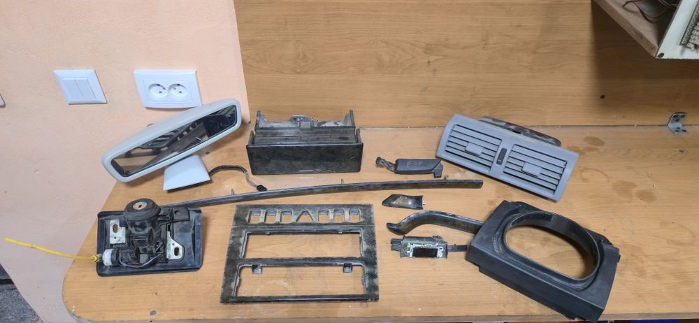 Запчасти мерседес w210