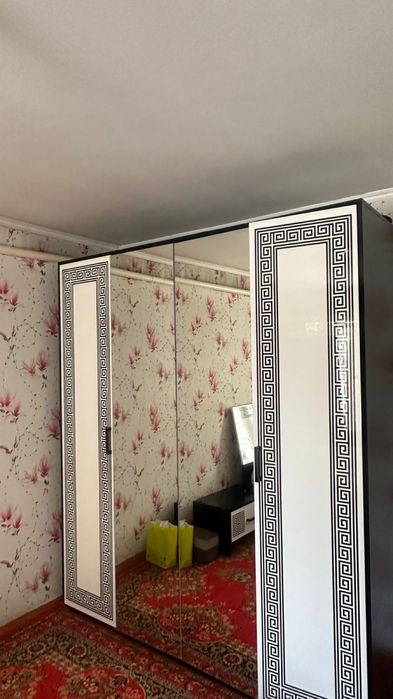 Продаётся спальный гарнитур в отличном состоянии!