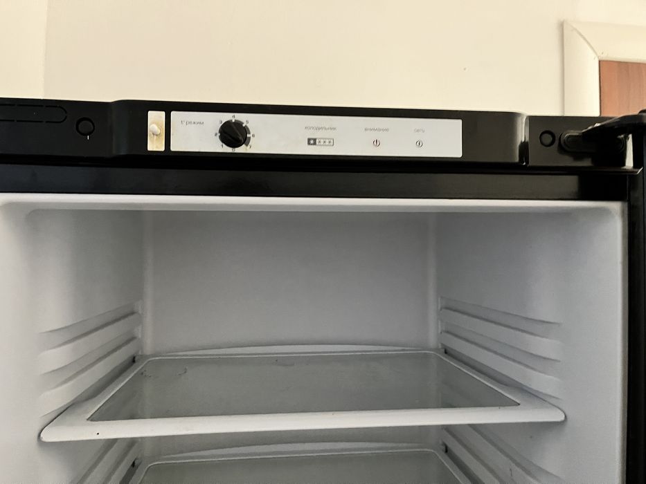 Холодильник сатылады