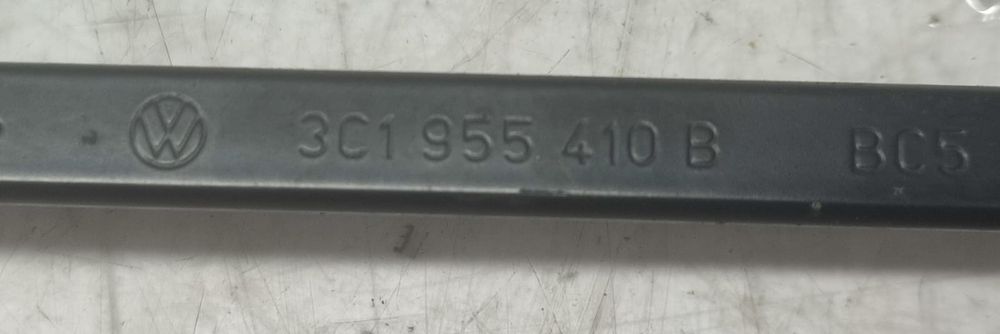 Brat stergator parbriz dreapta 3C1955410B Volkswagen Passat B6 (2005 - 2010)