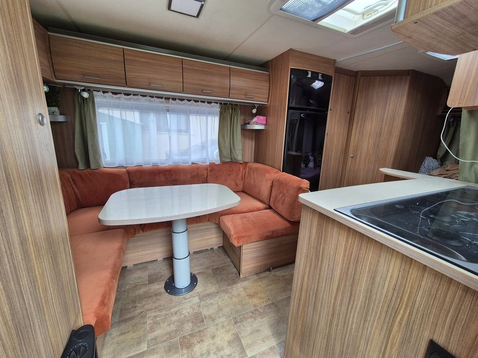 Rulota Burstner Averso Ts 450 pret 9600€