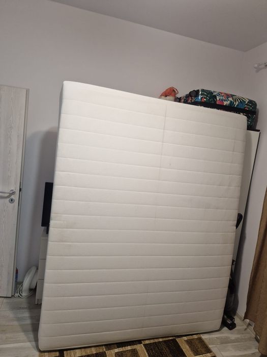 Vând saltea spumă și arcuri cu husa detasabila stare ireprosabila