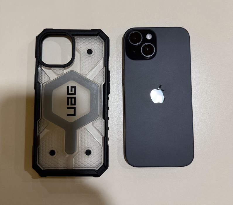 Vand iPhone 15 128Gb Midnight Black ca nou