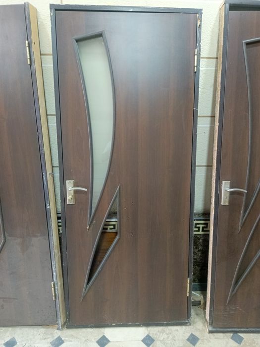 МДФ эшиклар яхши холатда