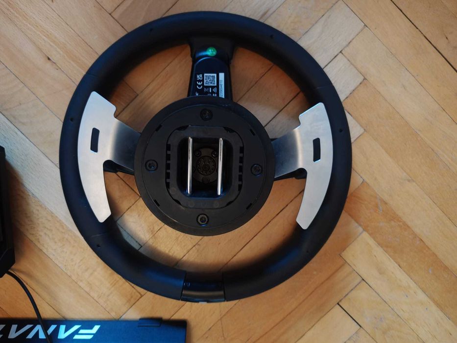 Fanatec CSL DD 5Nm Ready2Race Bundle + Desk Clamp în garanție