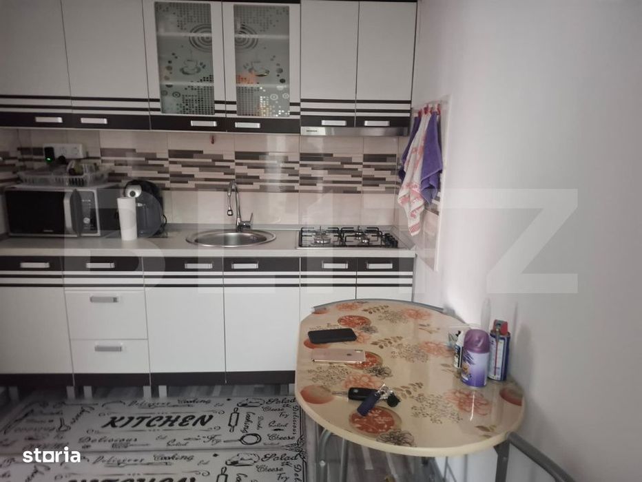 Apartament 3 camere, 63 mp, zona Gaesti
