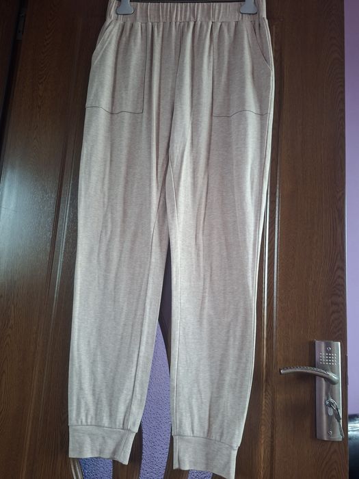 Vând Pantaloni Trening Damă Mărimea XXL Noi