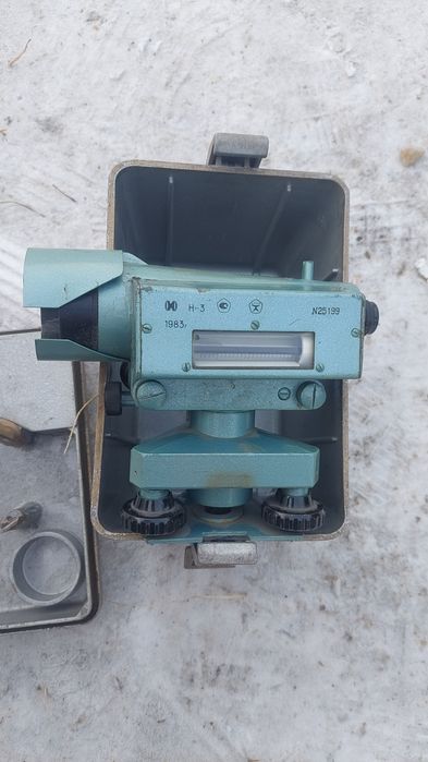 Нивелир советский