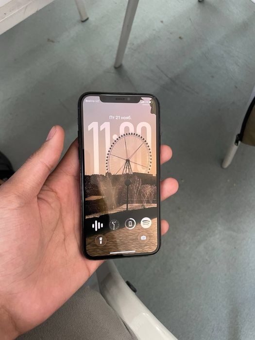 IPHONE 11 pro sotiladi