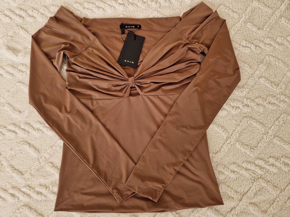 Секси блуза AVIN