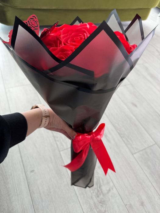 Trandafiri din satin