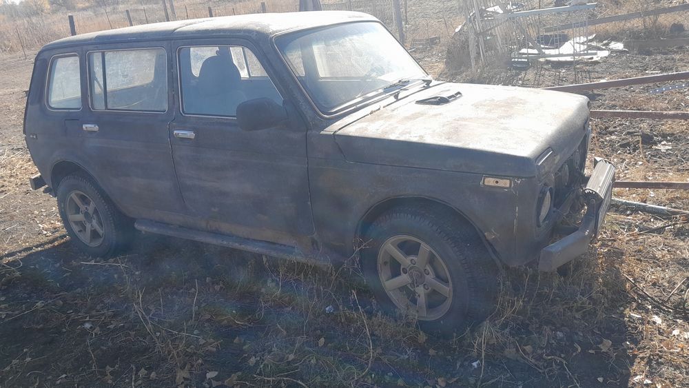 Нива внедарожник
