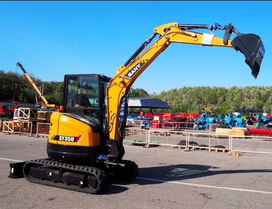 Аренда мини экскаватор блоха астана услуги эскаватора маленького