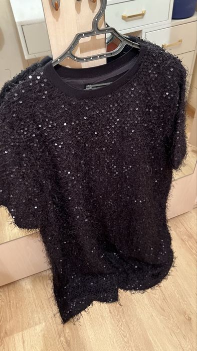 Продаются женские одежды