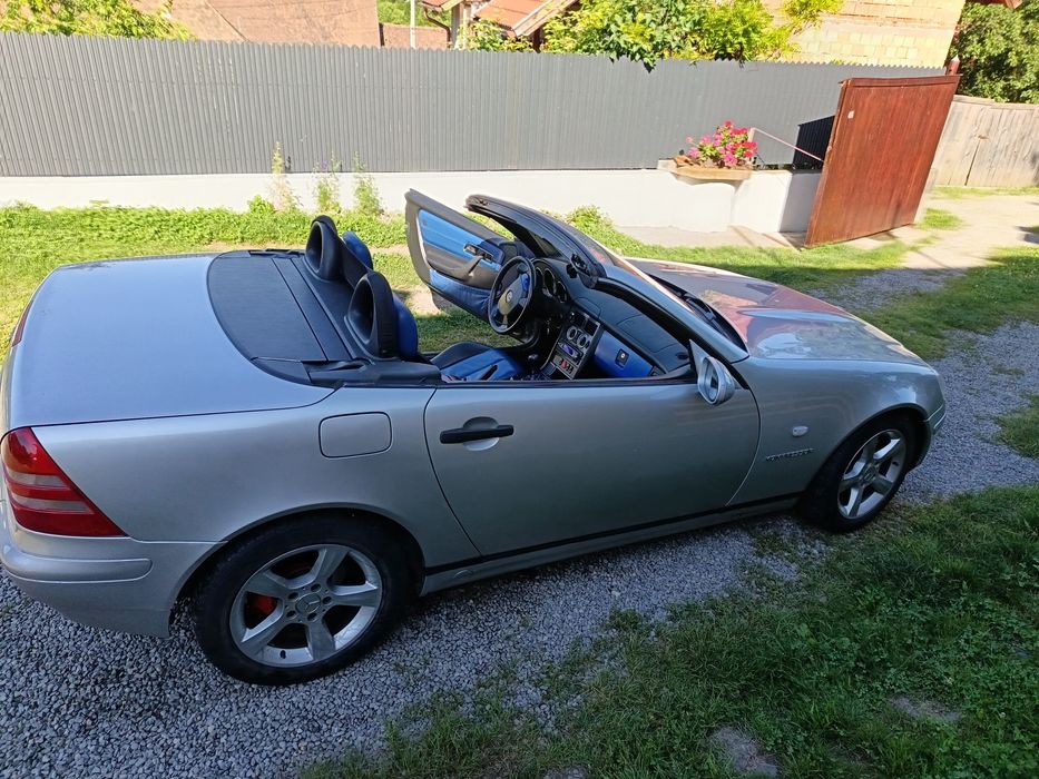 Mercedes SLK cabriolet
