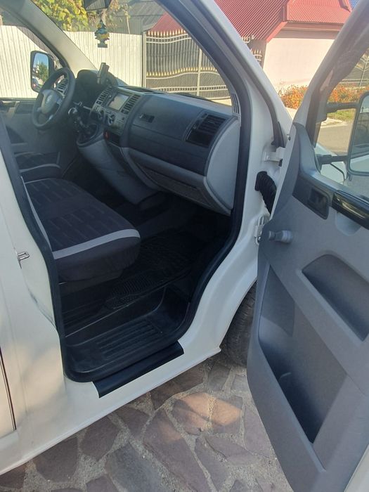 De Vanzare VW T5 3 locuri 2.5 TDI TRACTIUNE 4X4 2009  Recent adus GERMANIA Impecabila
