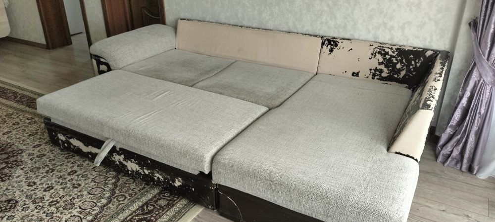 Продам угловой диван