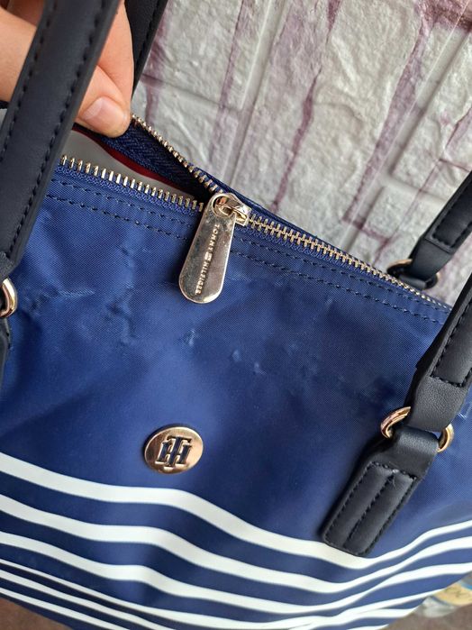 дамска чанта,Tommy Hilfiger голяма синя торба