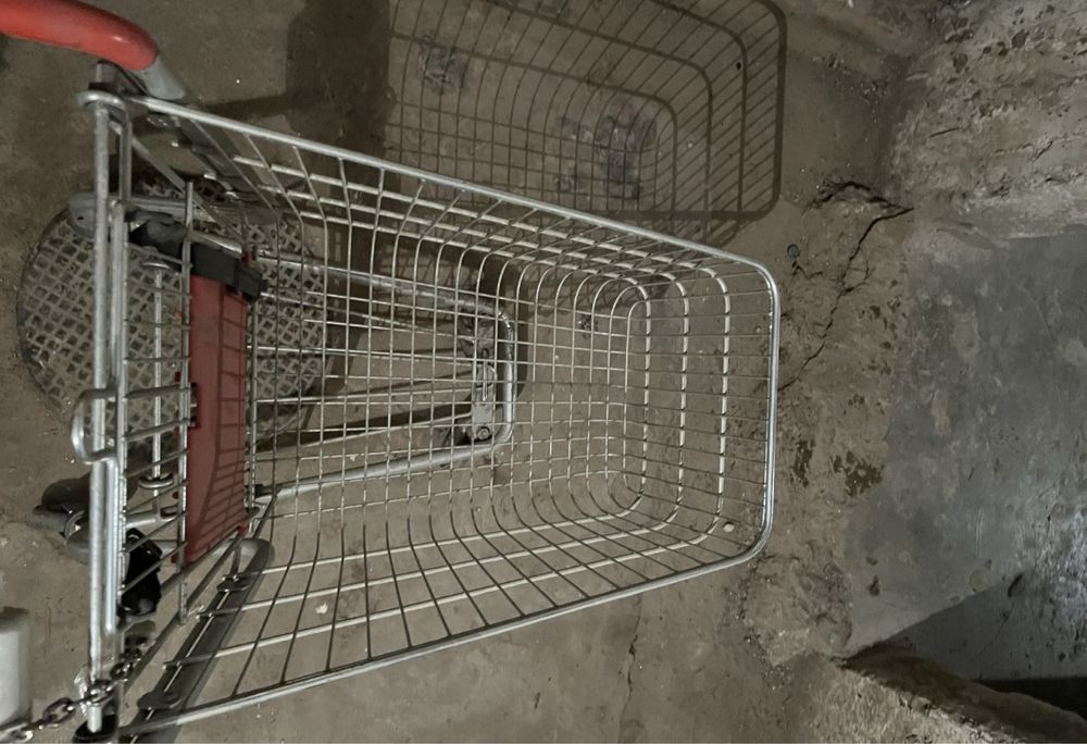 Vand carucior supermarket