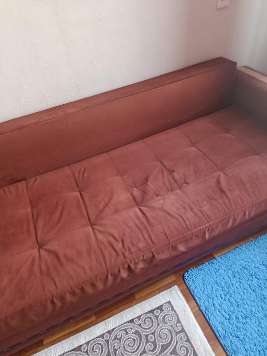 Диван бесплатно отдам