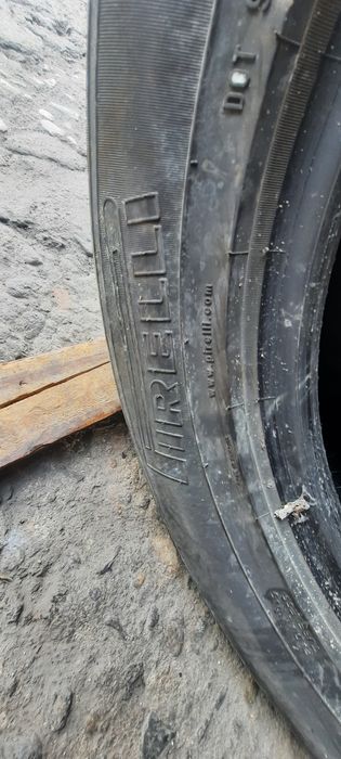 Всесезонни гуми-17цола-215/65-1бр.-65лв."PIRELLI "
