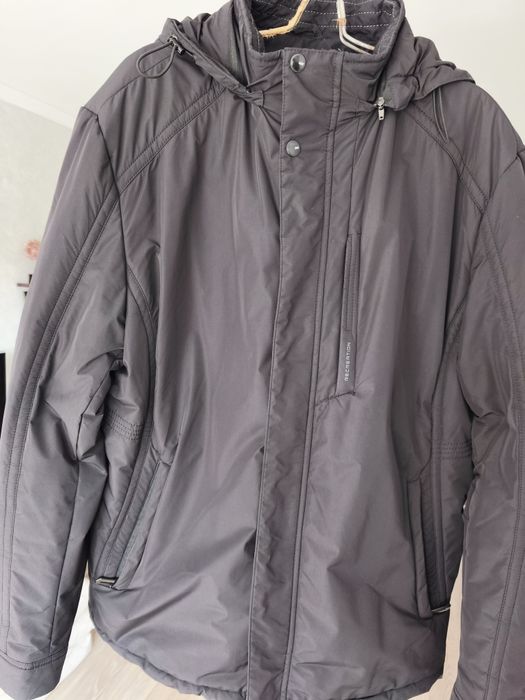 Продам мужскую куртку,разм 56