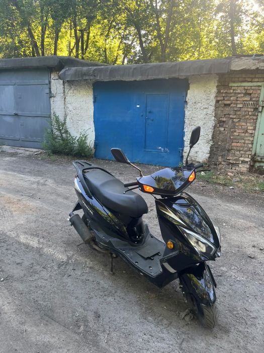 Продам мопед скутер