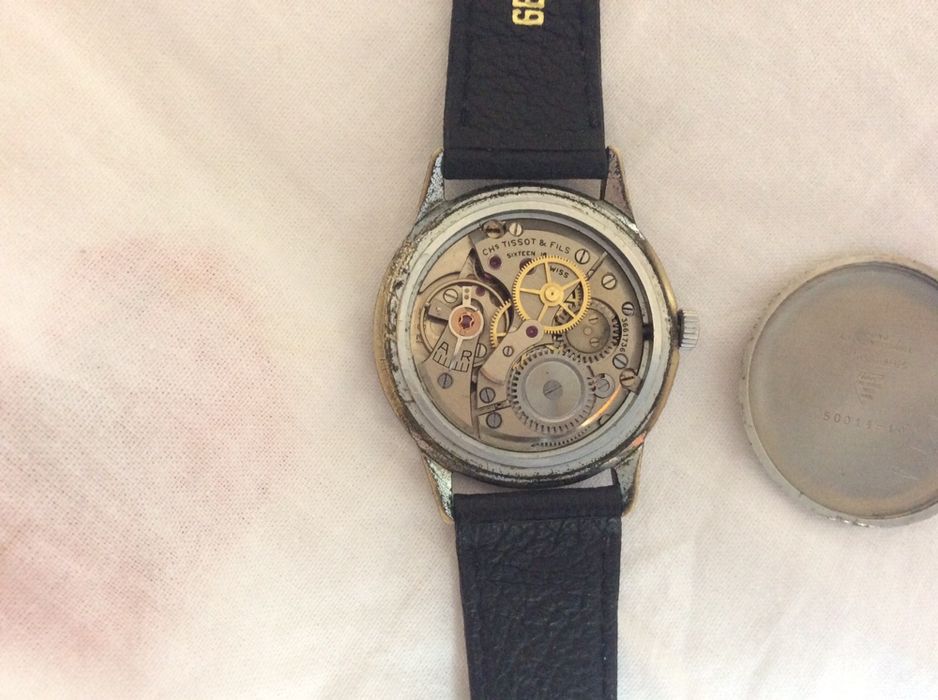 Часовник Tissot&Fils