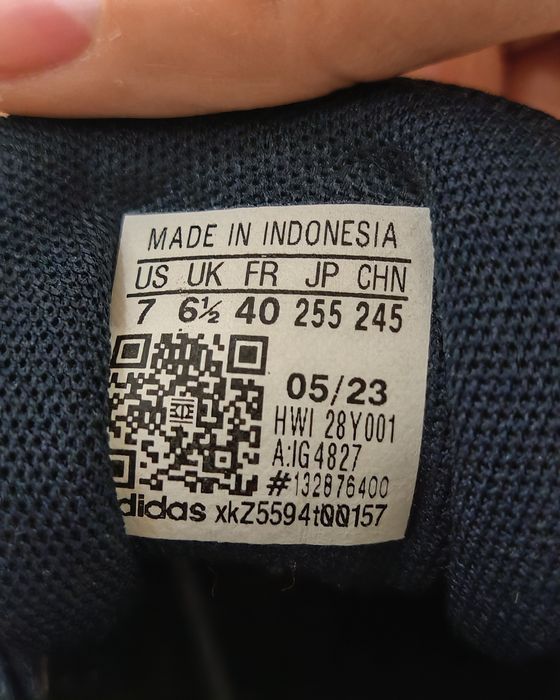 Маратонки Adidas размер 40 стелка 25 см