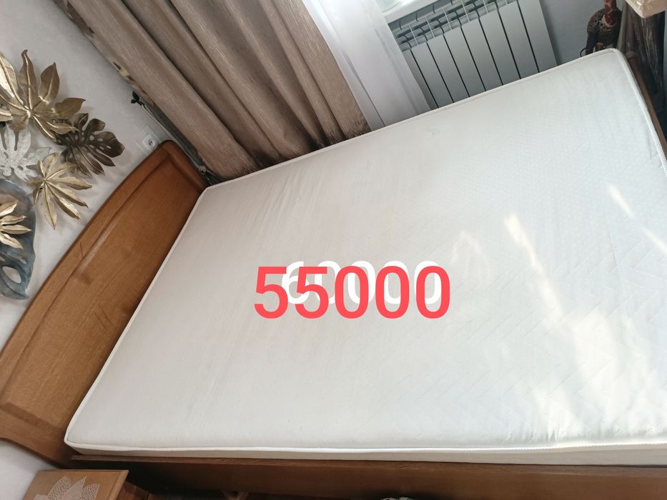 Продам кровать белорусскую(55000) и две прикроватные тумбы(по 30000тг)