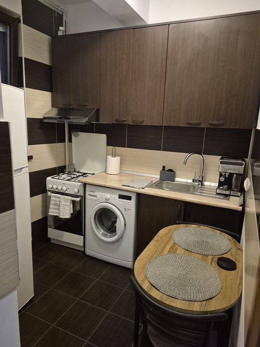 Inchiriez garsoniera 28 mp Bucurestii Noi