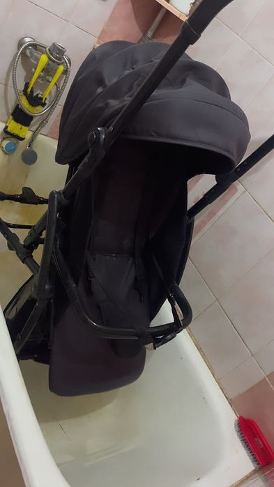 Коляска бушный. .