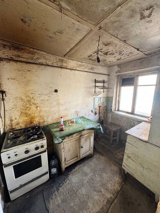 Дом-4 ком!метро Буюк Ипак Йулли(можно рабочим студентам или под склад