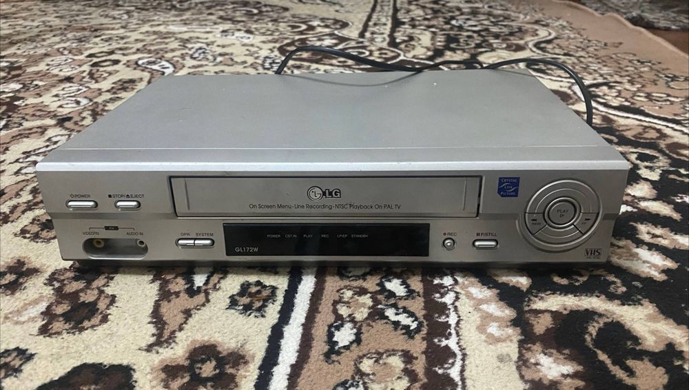 Видеомагнитофон.