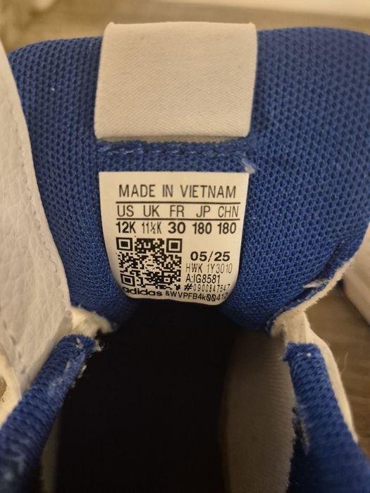 Спортни обувки Adidas 30