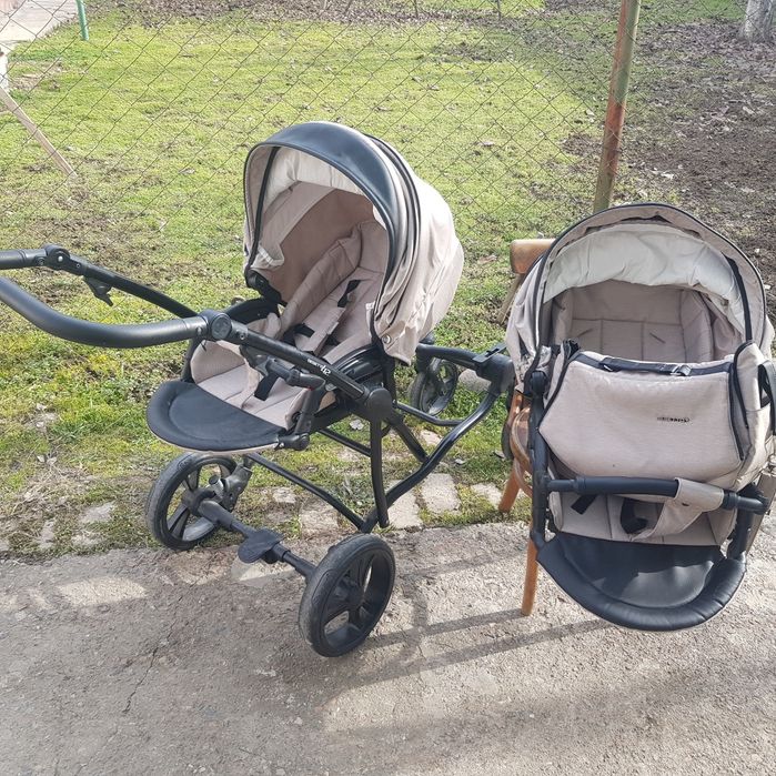 Продаётся детская коляска для двойни