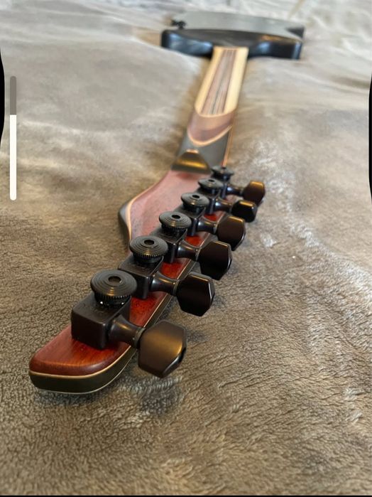 Chitara electrica Solipsist Guitars Summit