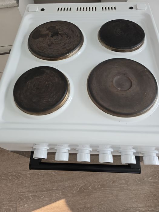 Электрическая плита