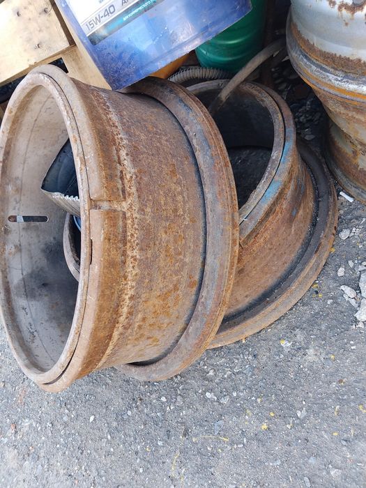 Продам диски на КамАЗ простои цена 5000 за диск