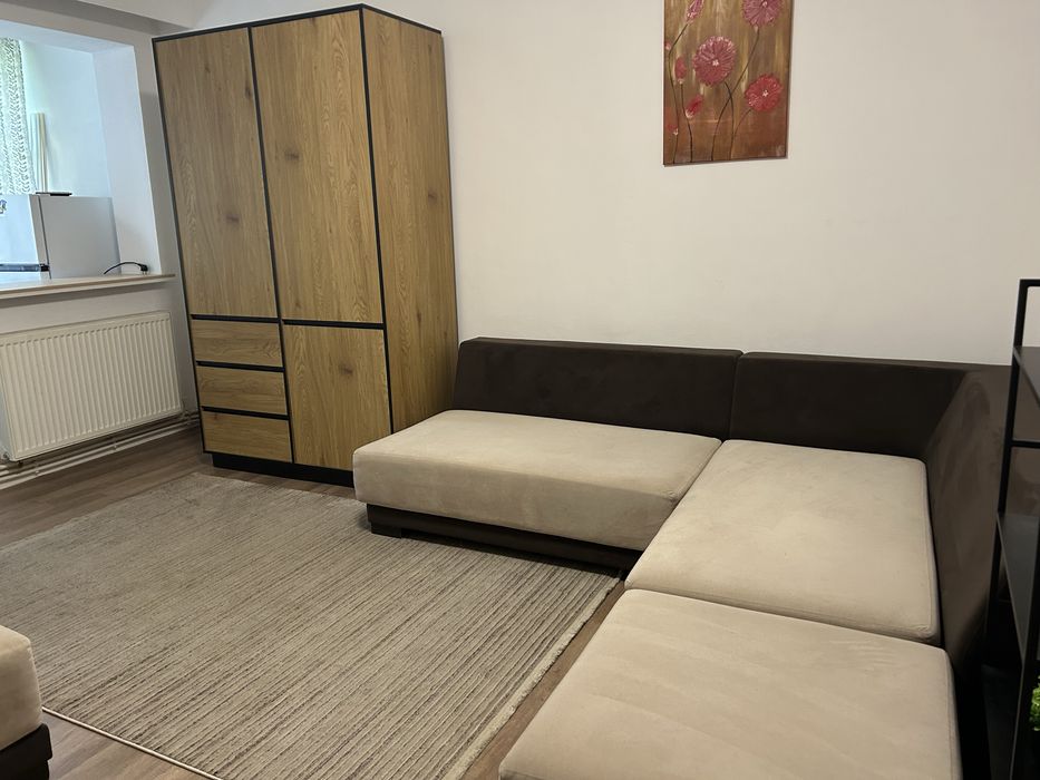 Garsoniera de vanzare