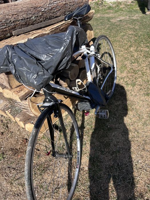 Vand două biciclete