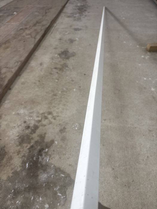 Уголок для армстронга белый длина 3м