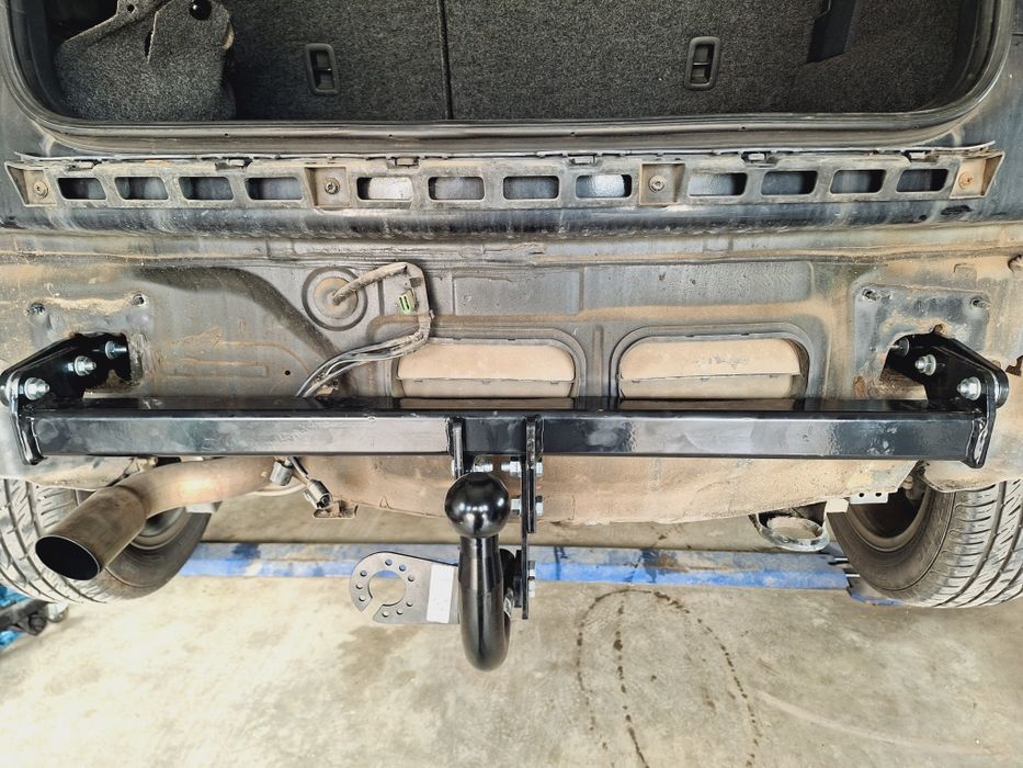 Montaj cârlige auto cu instalație electrica