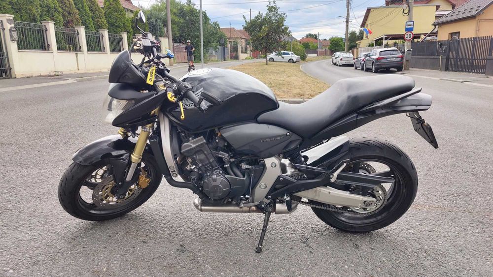 Honda CB600F Hornet PC41