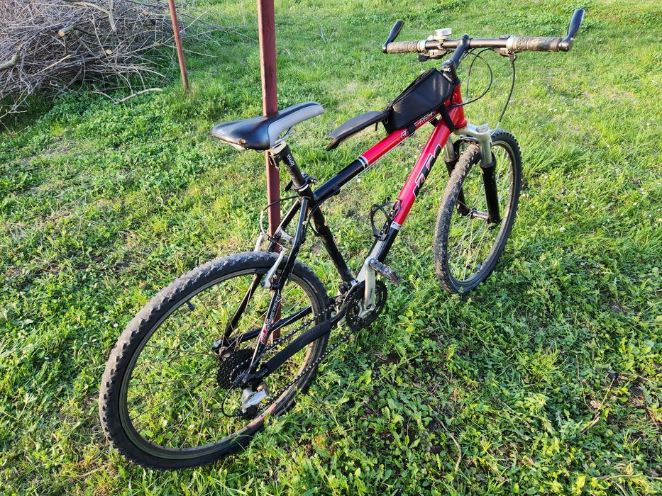 Bicicleta KTM MTB/Trekking, full Shimano Deore XT, roți 26" + BONUS