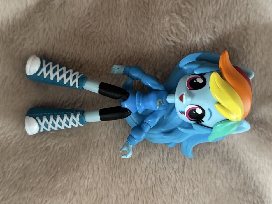 Рэйнбоу Дэш эквестрия герлз minis/MLP